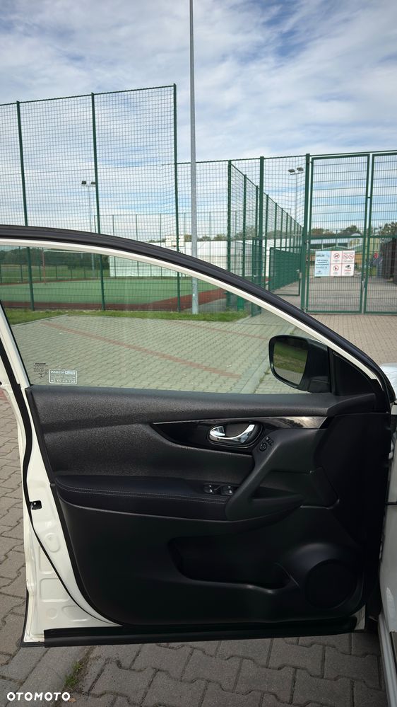 Nissan Qashqai 1.5 dCi N-Connecta - 20