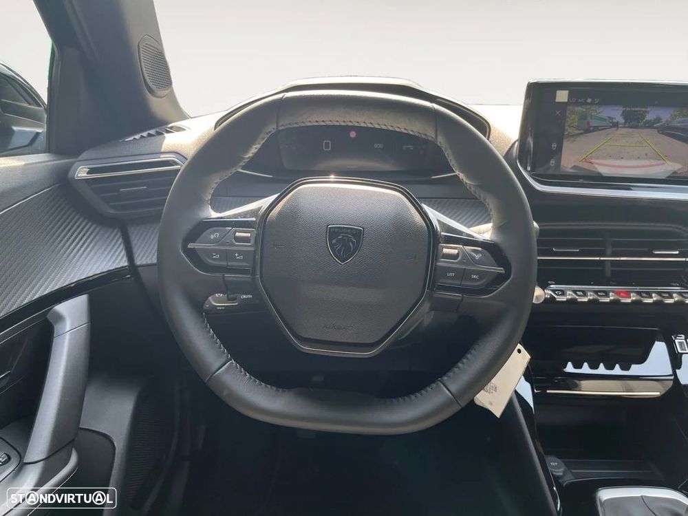 Peugeot 2008 1.2 PureTech Allure - 12