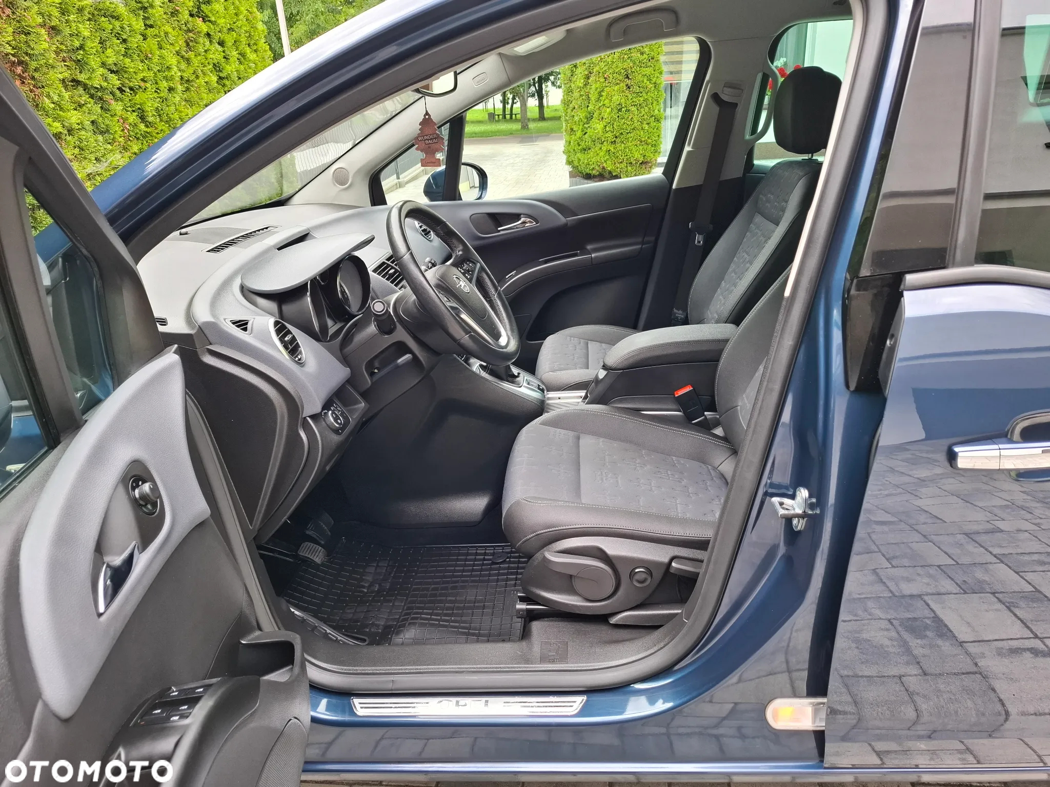 Opel Meriva - 11