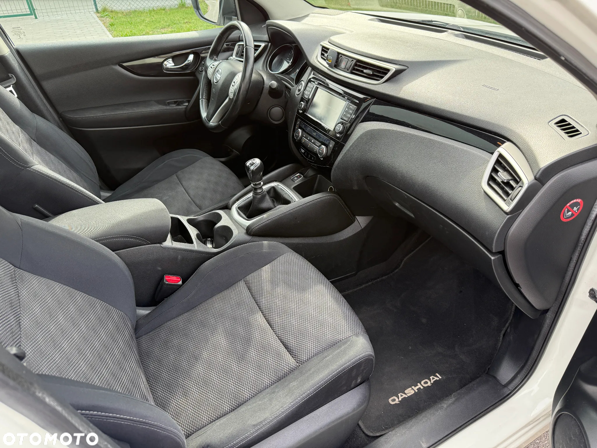 Nissan Qashqai - 12