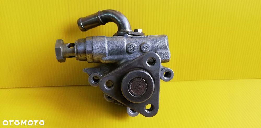 Pompa wspomagania VW Passat B5, Audi A4 8D0145177Q - 4