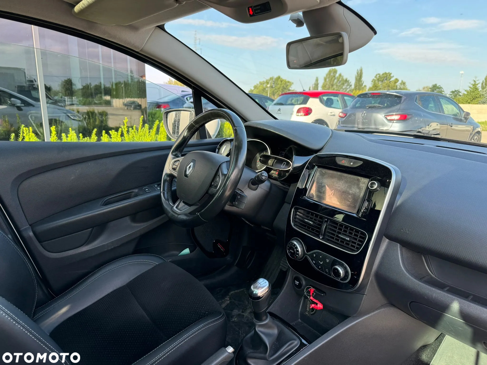 Renault Clio - 6