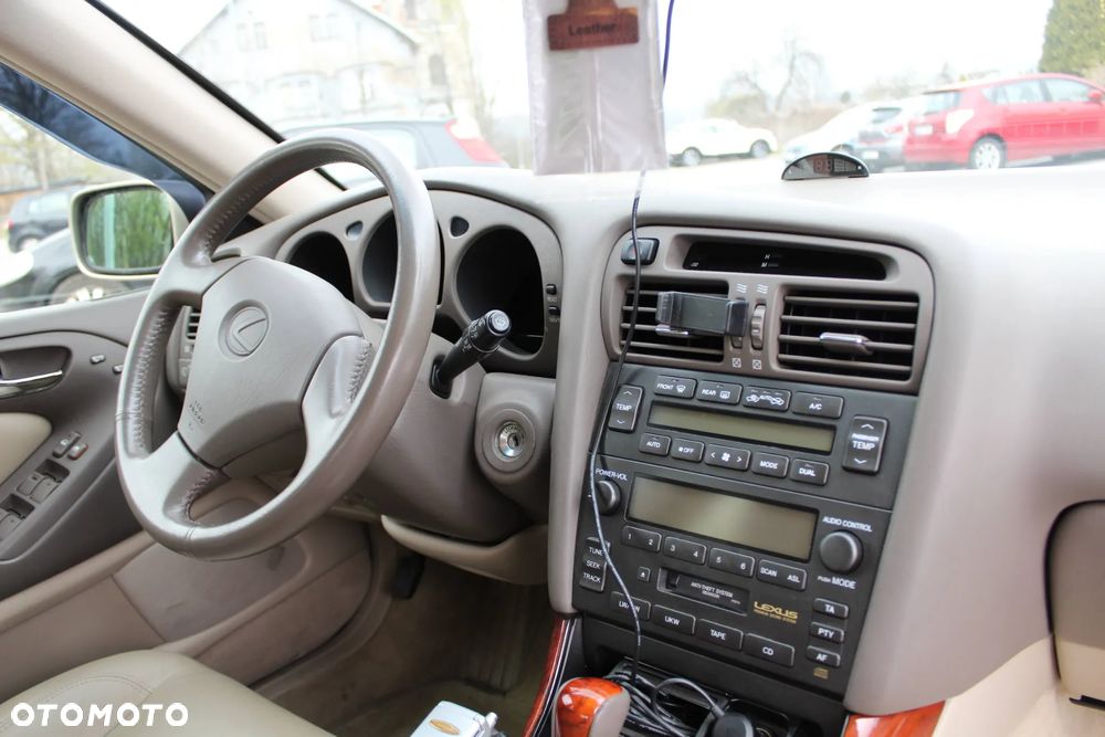 Lexus GS 300 - 9