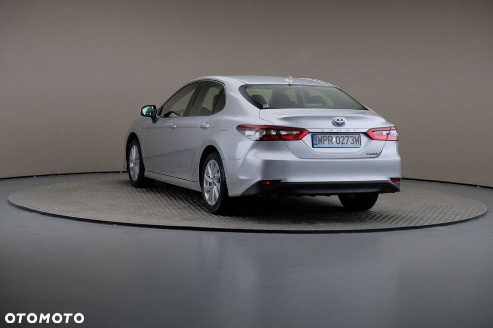 Toyota Camry 2.5 Hybrid Comfort CVT - 2