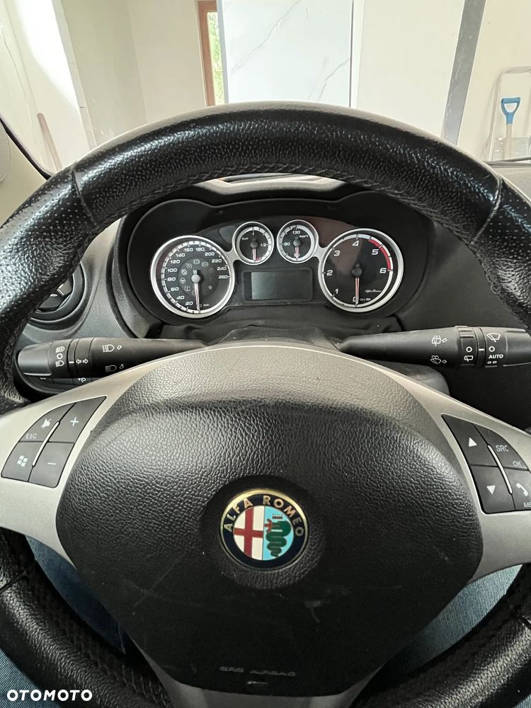 Alfa Romeo Mito 1.3 JTDM - 3