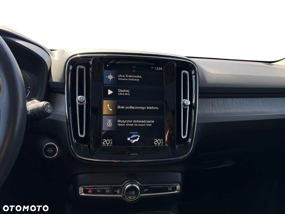 Volvo XC 40 - 29