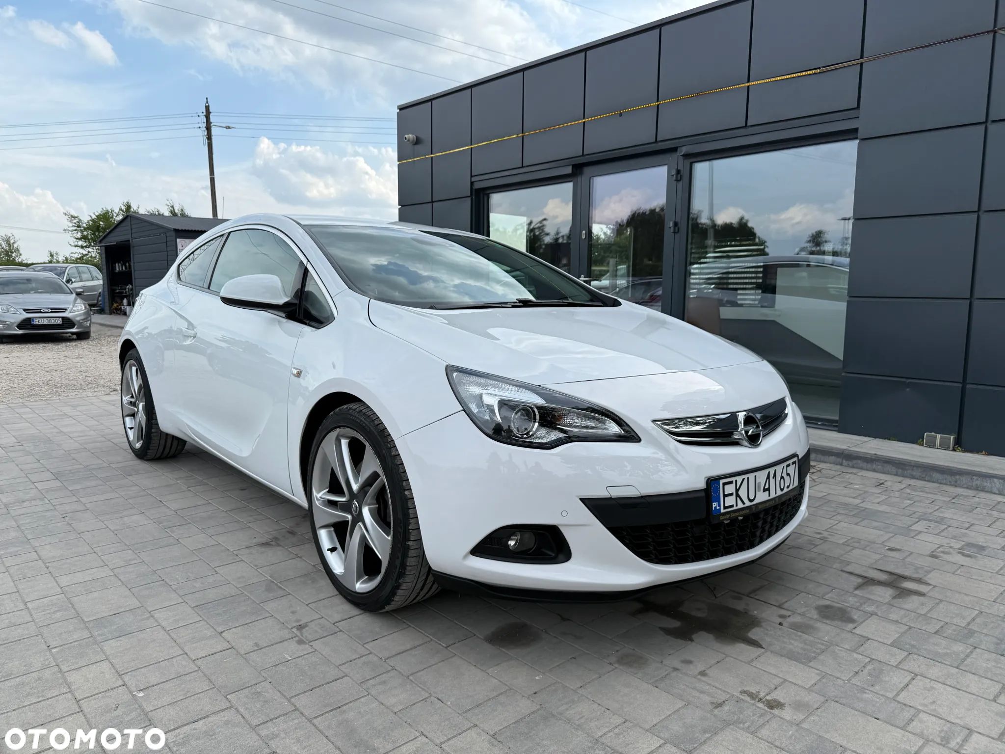 Opel Astra IV 1.4 T Cosmo S&S - 1