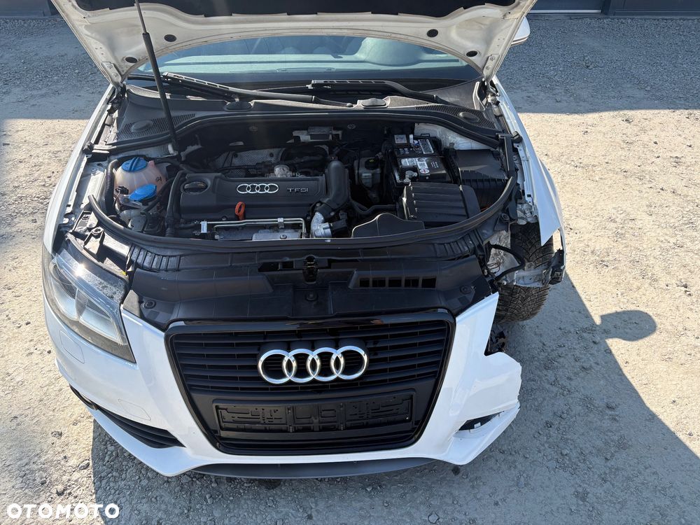 Audi A3 Sportback 1.4 TFSI S Line Sportpaket plus - 6