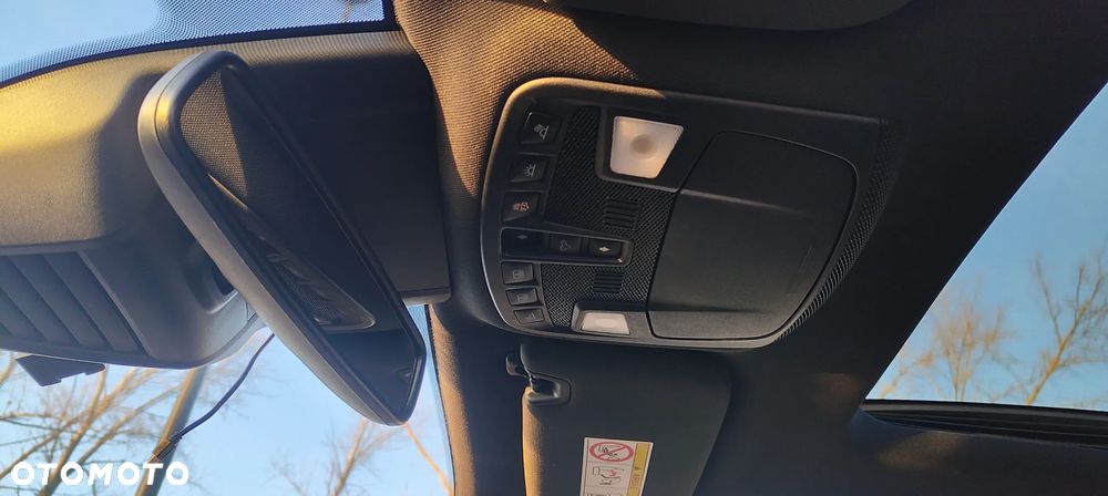 Ford Mondeo 2.0 EcoBlue ST-Line - 34