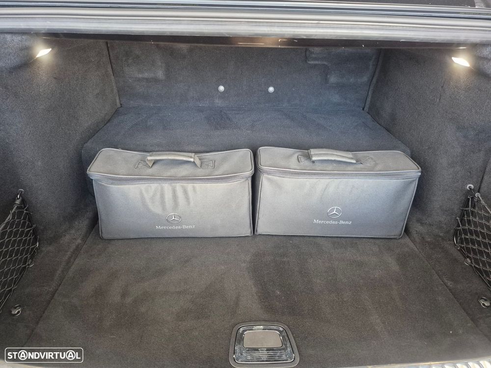 Mercedes-Benz S 560 e Longo - 35