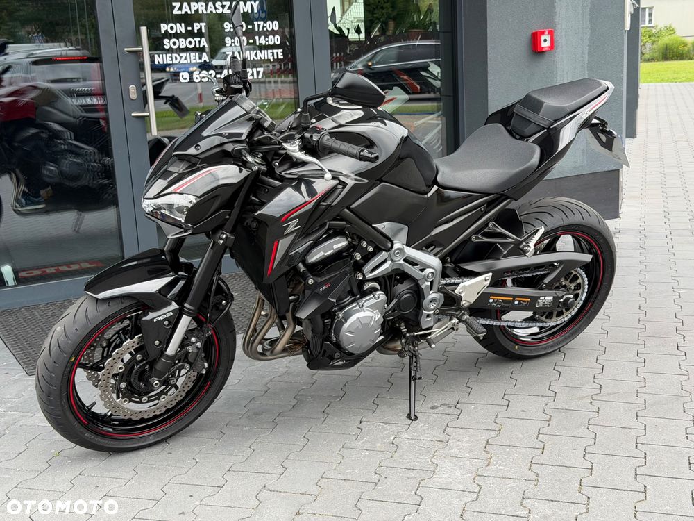 Kawasaki Z 900 - 24