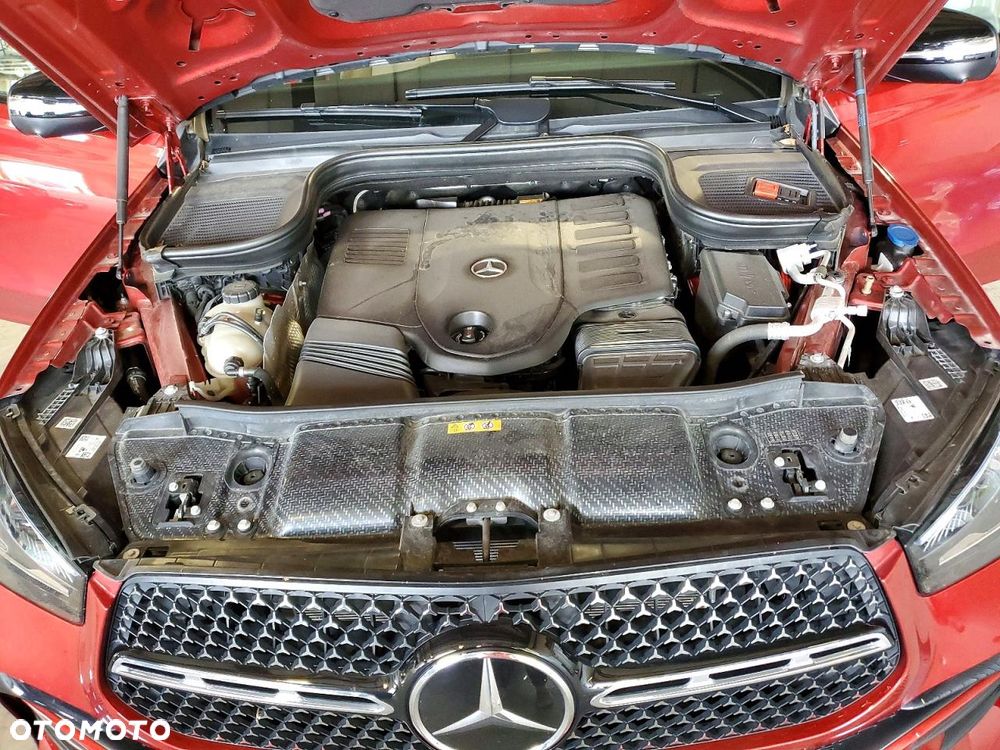 Mercedes-Benz GLE - 12