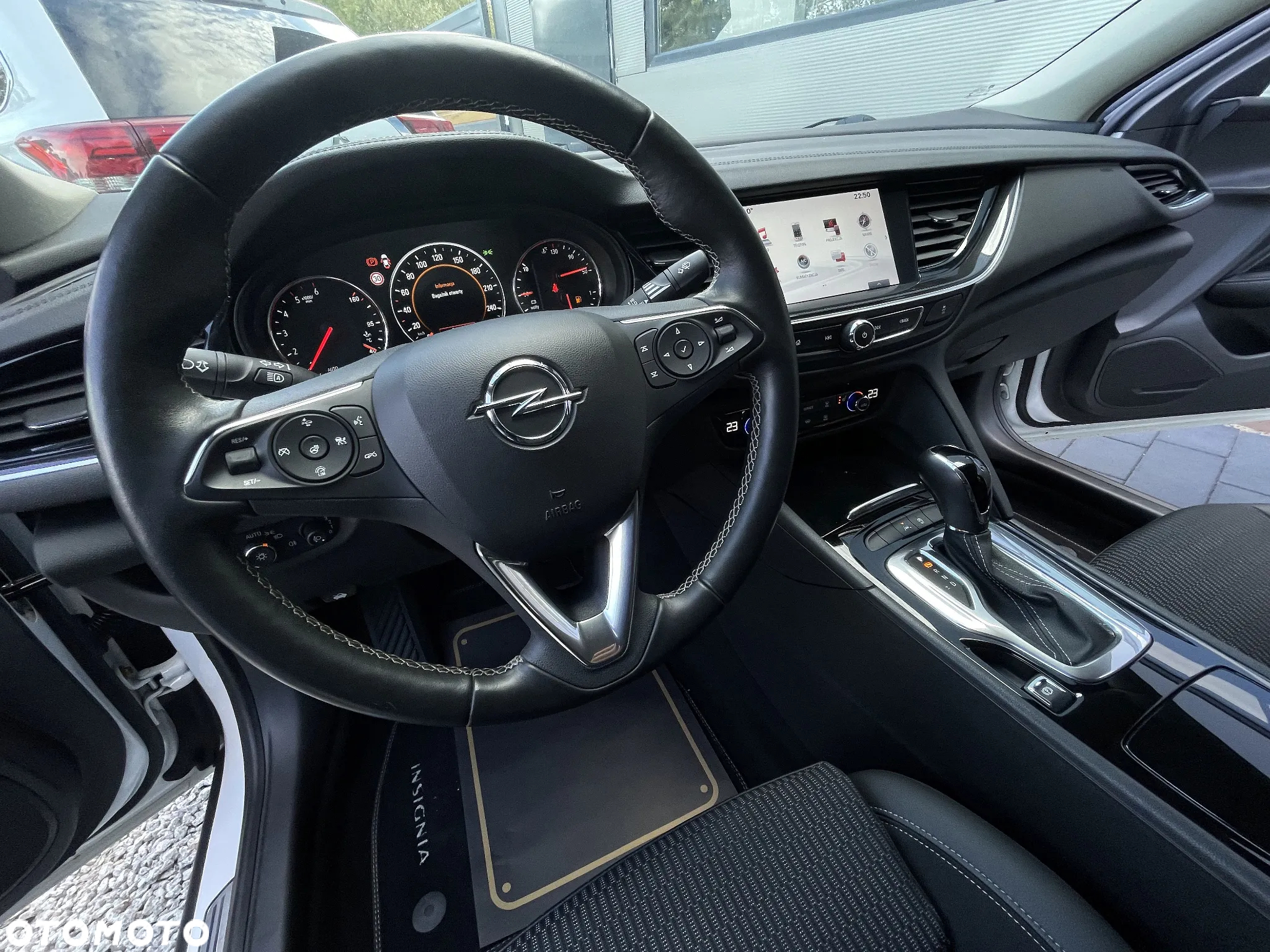 Opel Insignia 1.6 CDTI Enjoy S&S Eco - 26