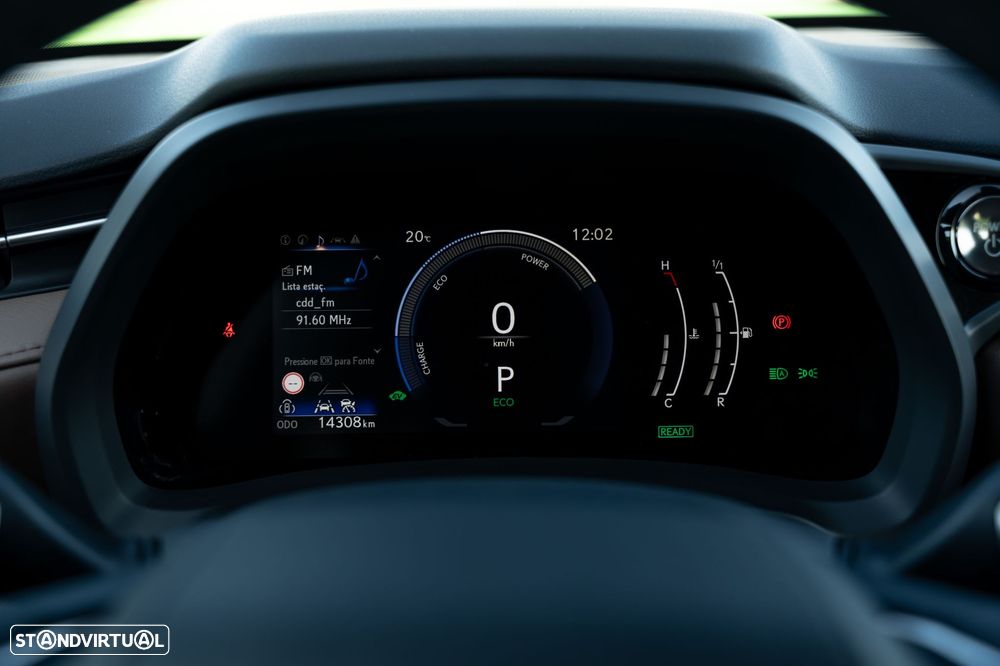 Lexus LBX Elegant - 15