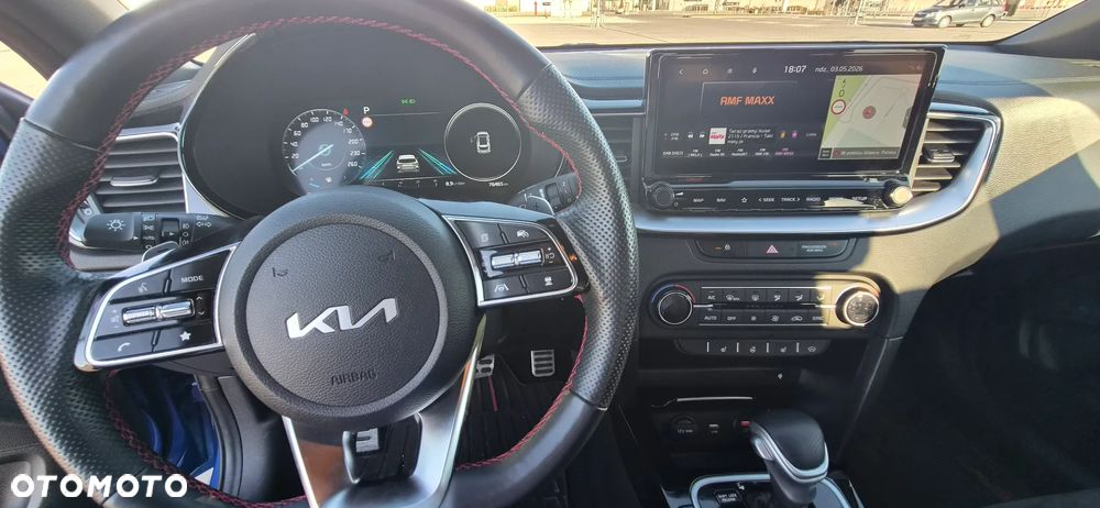 Kia Ceed - 8