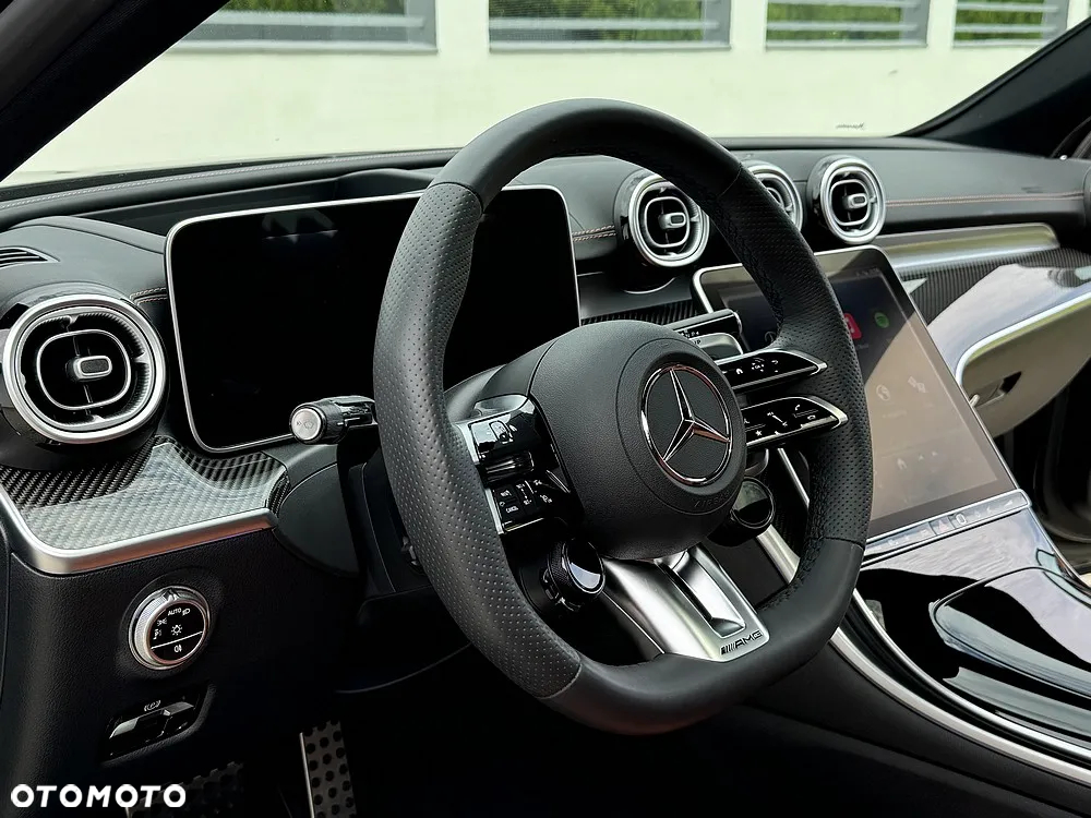 Mercedes-Benz Klasa C AMG 63 S E Performance PHEV 4-Matic - 32