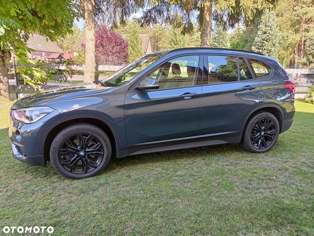 BMW X1 xDrive20i - 2