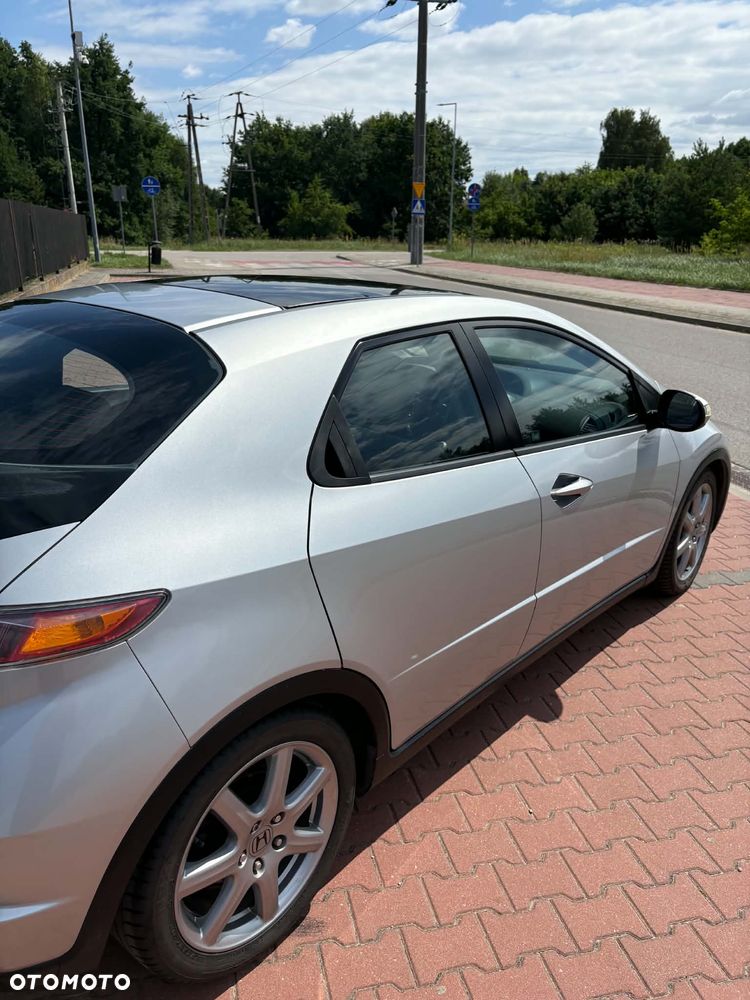 Honda Civic 1.8 Executive - 4