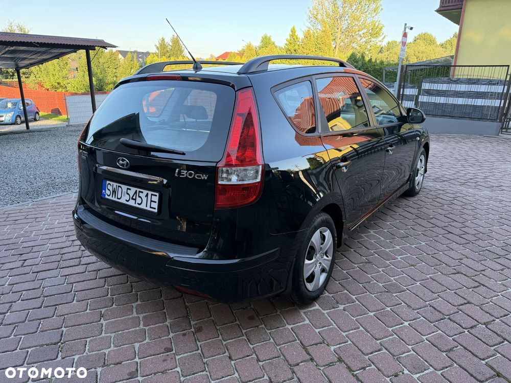 Hyundai i30 i30cw 1.4 blue Comfort - 4