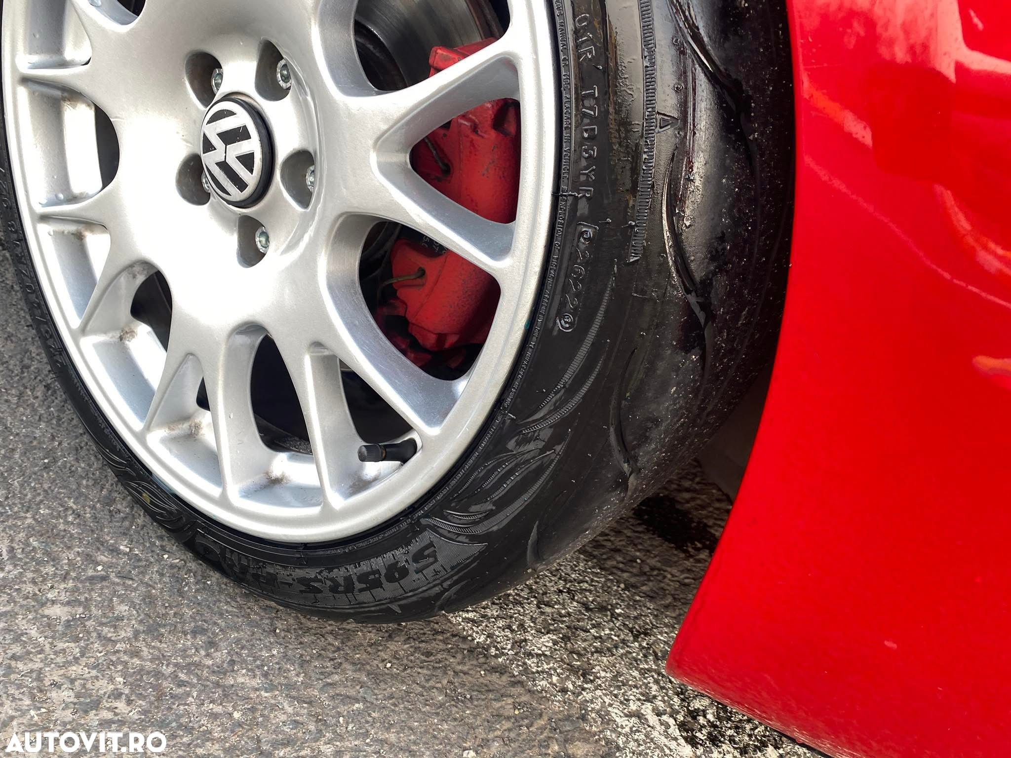 Volkswagen Golf - 29