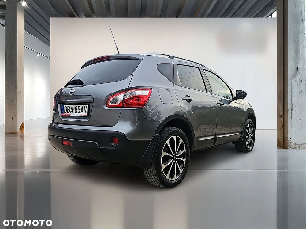 Nissan Qashqai 1.6 360 - 5