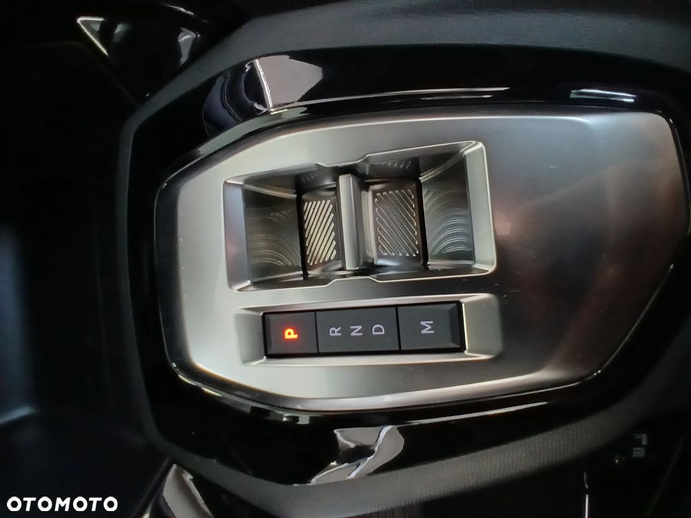 Peugeot 2008 PureTech mHEV Style e-DCS6 - 6