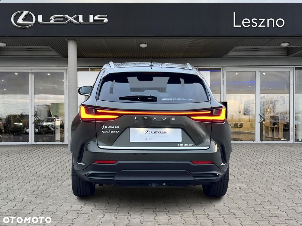 Lexus NX - 7