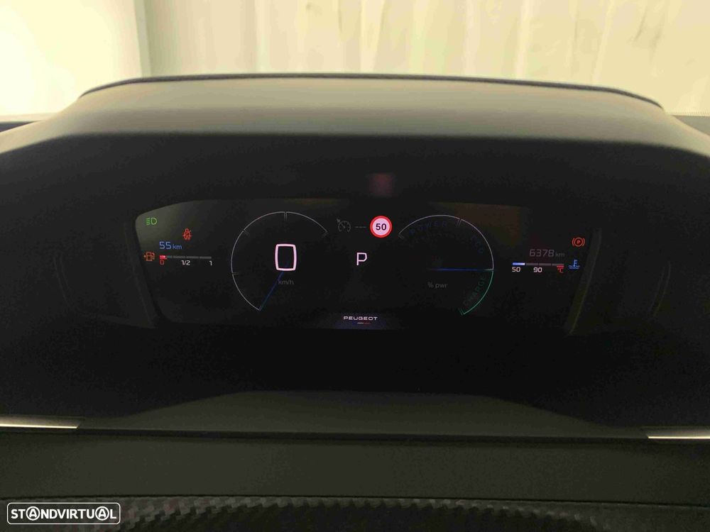 Peugeot 2008 1.2 Hybrid Allure e-DCS6 - 8