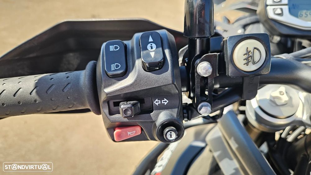 Triumph Tiger XCX - 10