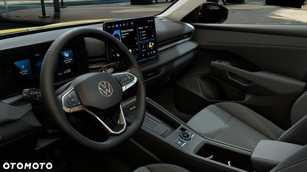 Volkswagen T-Roc - 9