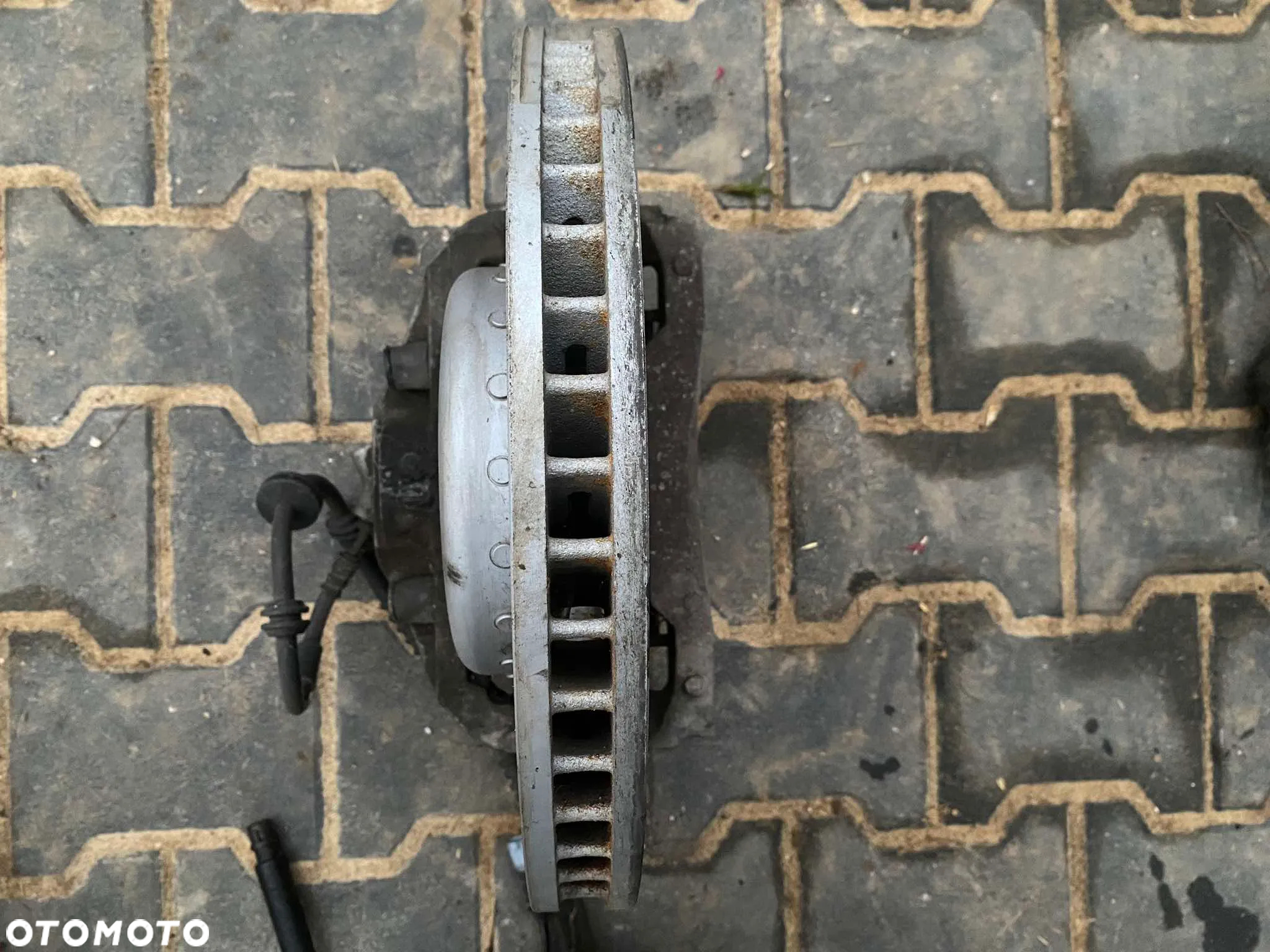 BMW F10 F11 535xd SWAP Hamulce Stan bdb - 5