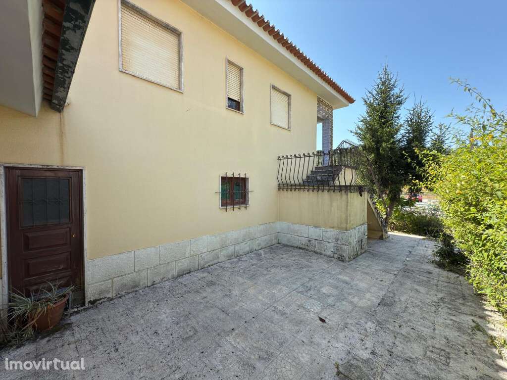 Moradia Isolada M3  com terreno e  garagem em zona dos Carvalhais - Grande imagem: 5/15