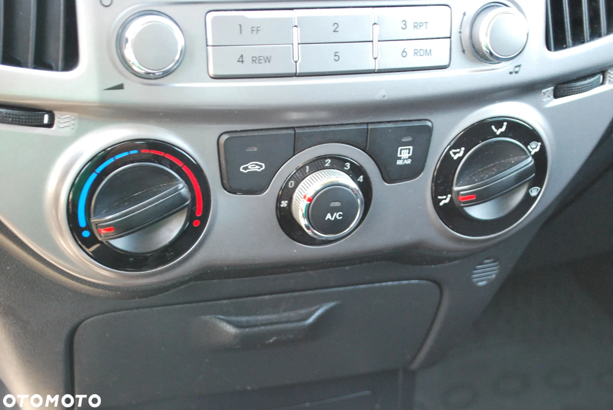 Hyundai i20 - 18