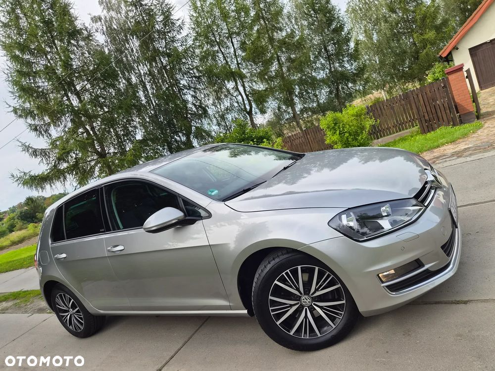 Volkswagen Golf 1.4 TSI BlueMotion Technology Allstar - 4