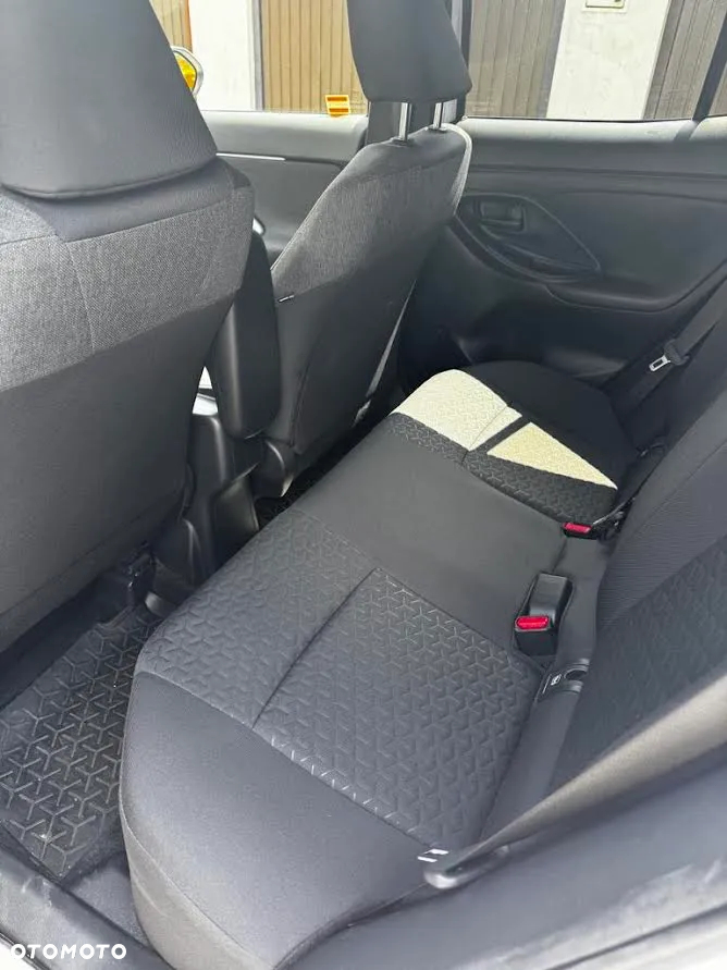 Toyota Yaris 1.5 Comfort - 8