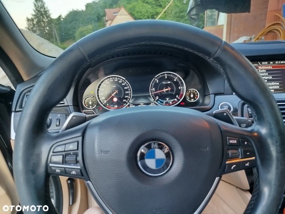 BMW Seria 5 530d Luxury Line - 16
