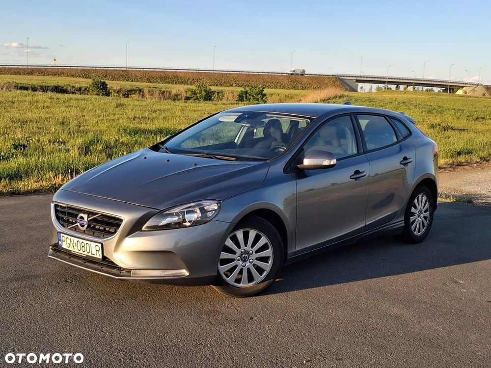 Volvo V40 D2 - 1