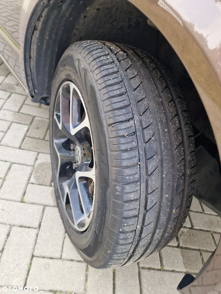 Volkswagen Multivan - 7