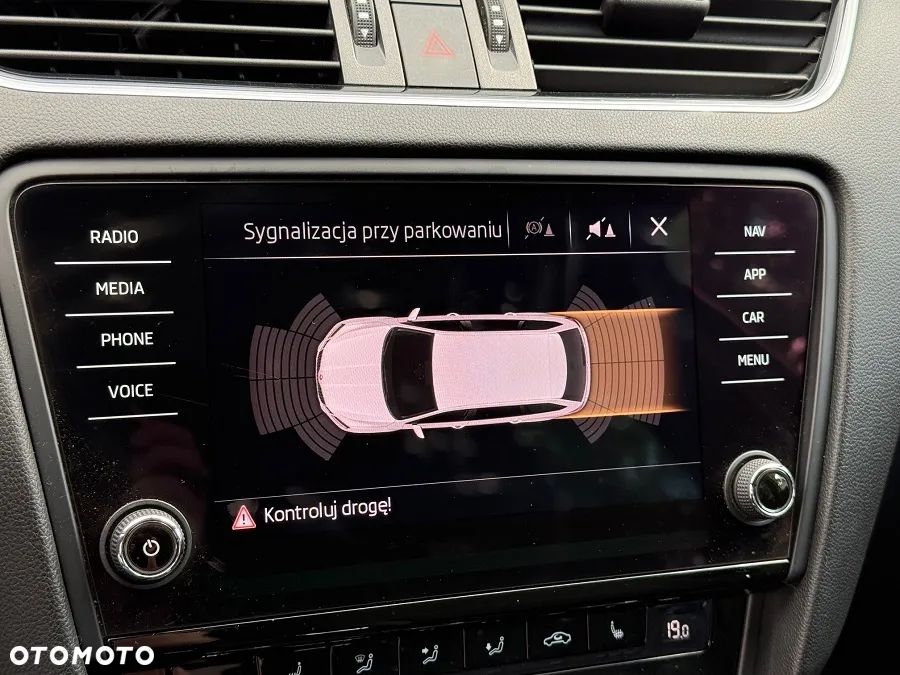 Skoda Octavia 2.0 TDI SCR 4x4 RS DSG - 26