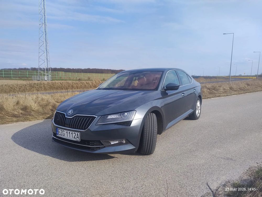 Skoda Superb 2.0 TDI Ambition - 3