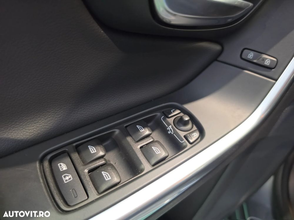 Volvo V60 - 16