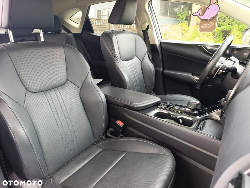 Lexus NX 350h - 12