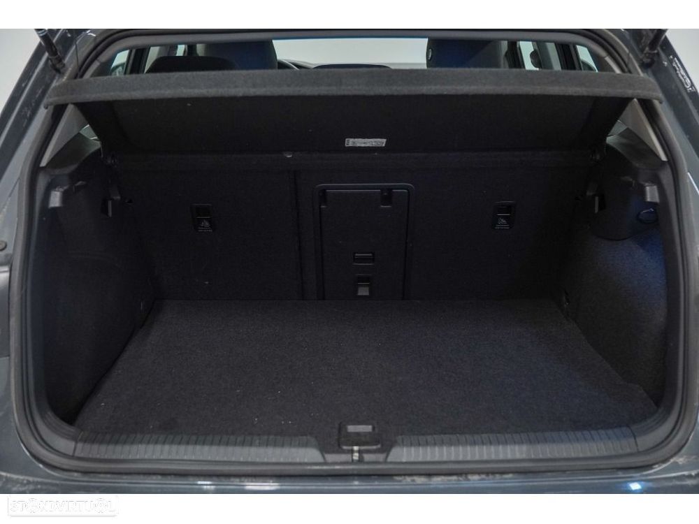 VW Golf - 14