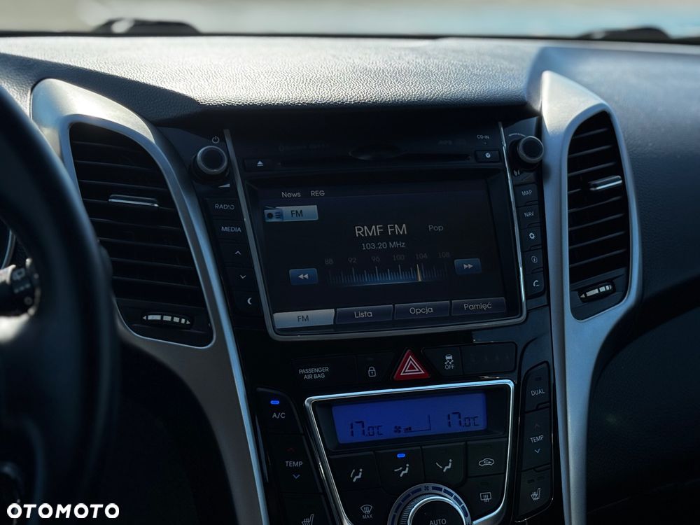 Hyundai i30 1.4 Intro Edition - 23