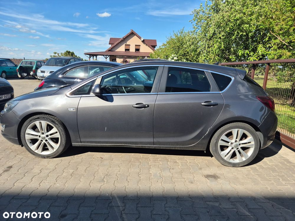 Opel Astra - 4