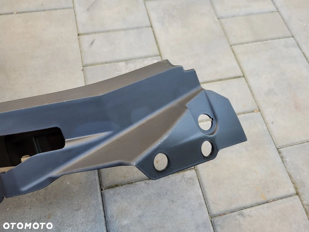Wypełnienie zadupka, nadkole KTM Duke 125 - 13