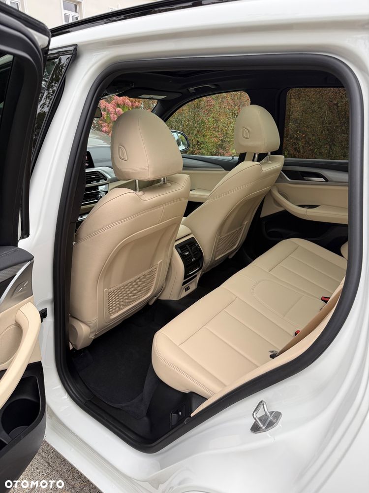 BMW X3 - 12