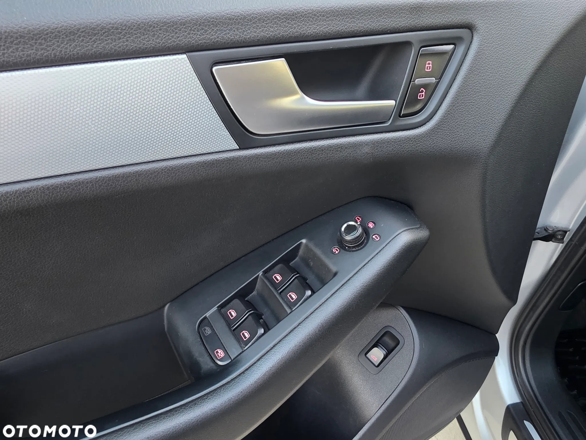 Audi Q5 2.0 TDI quattro Stronic - 19