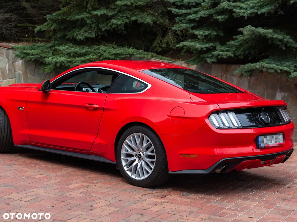 Ford Mustang 5.0 V8 GT - 4