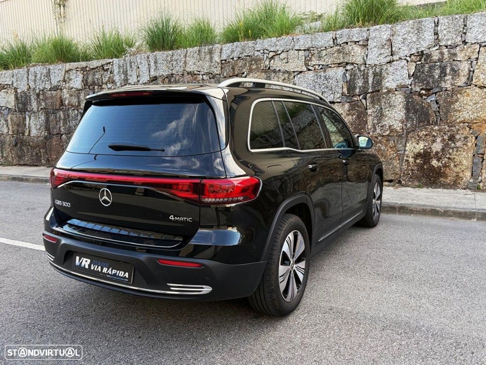 Mercedes-Benz EQB 300 4Matic - 32
